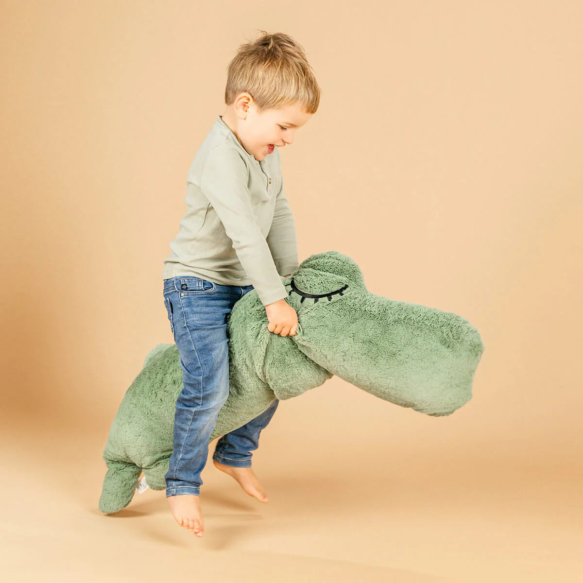 Croco big cuddle friend
