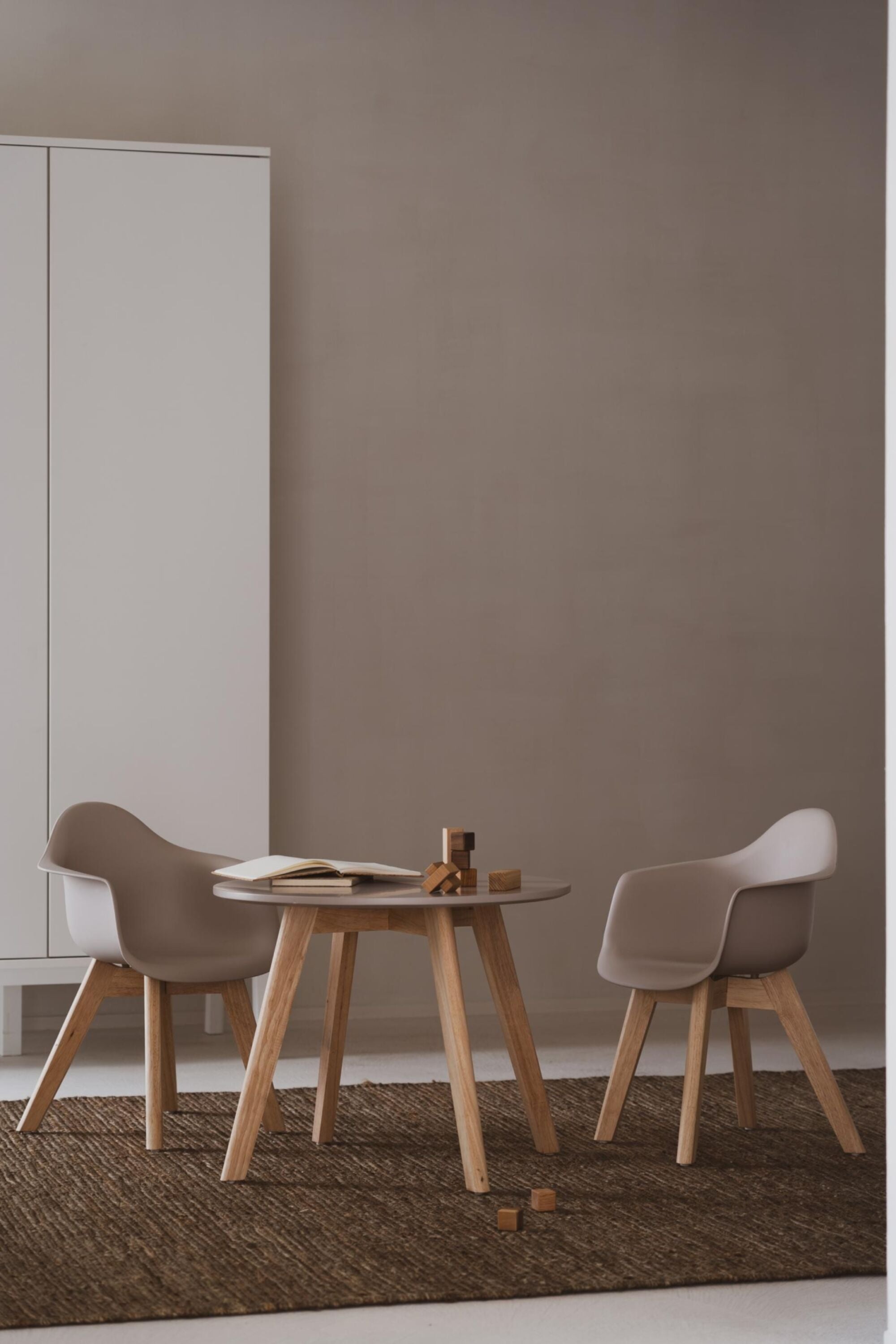 Kids Table
