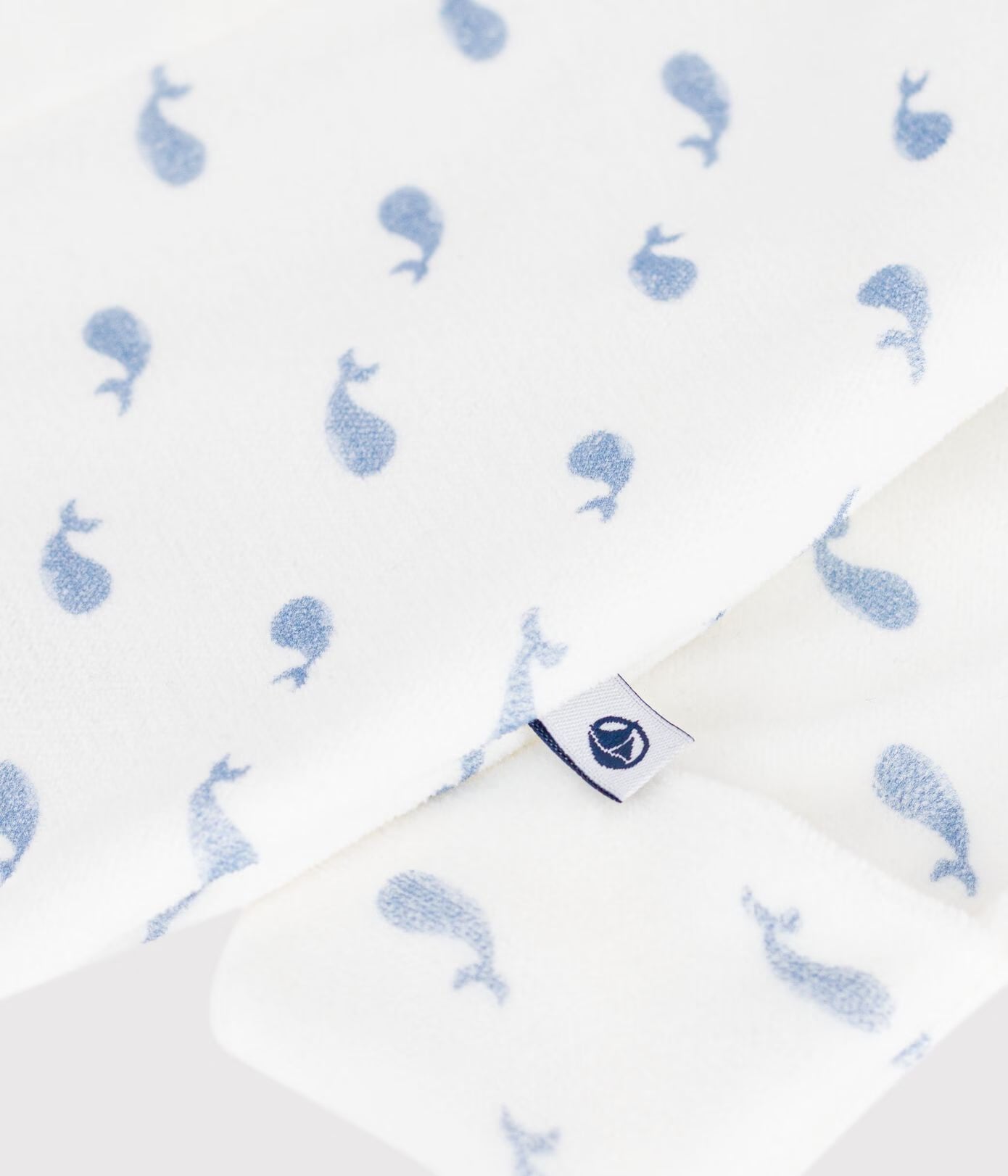 Fluwelen babypyjama met kraag en walvisprint