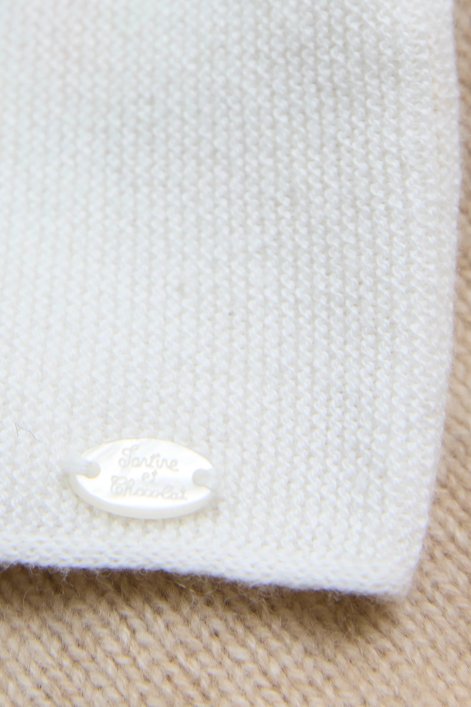 Cardigan Ecru broderie moutons
