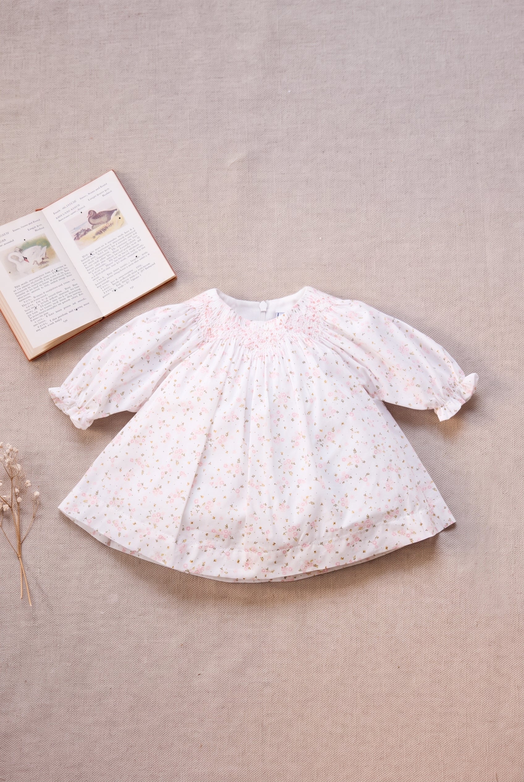 Ecru cotton Print flowery