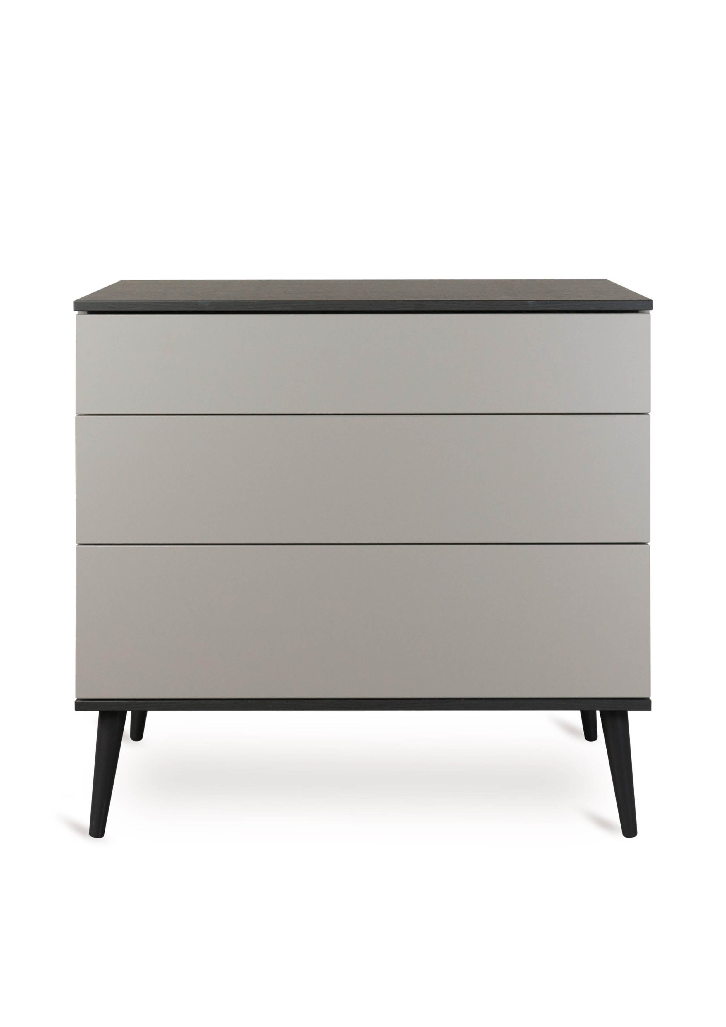 Flow Commode