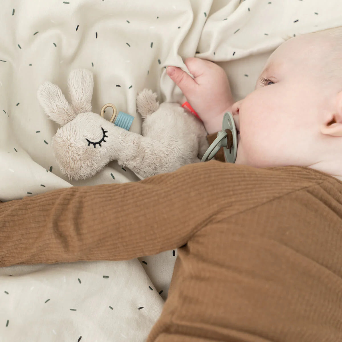 Lalee Tiny sensory rattle
