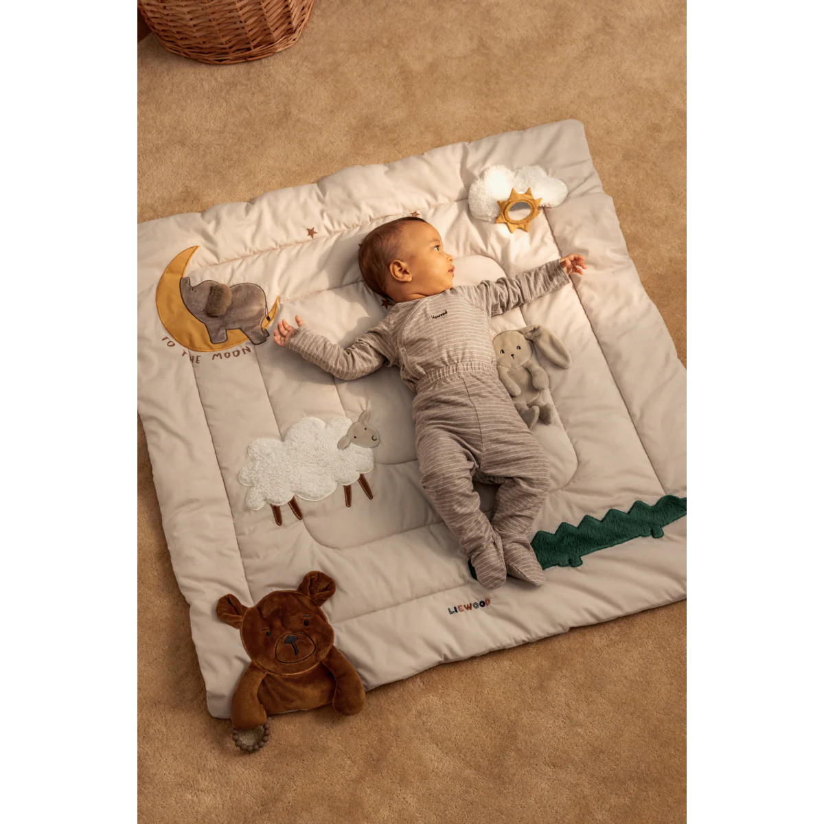 Bernet Activity Blanket